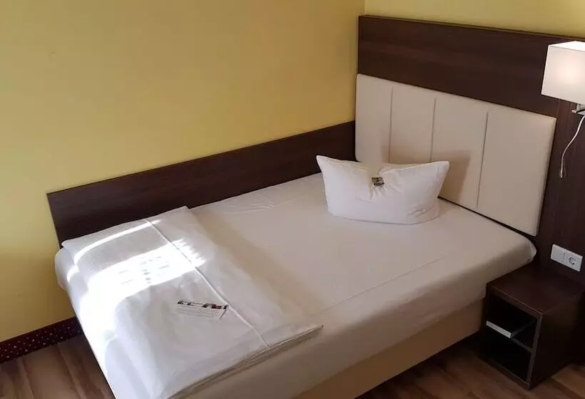 اتاق استاندارد یک نفره, Invite Hotel Nürnberg City