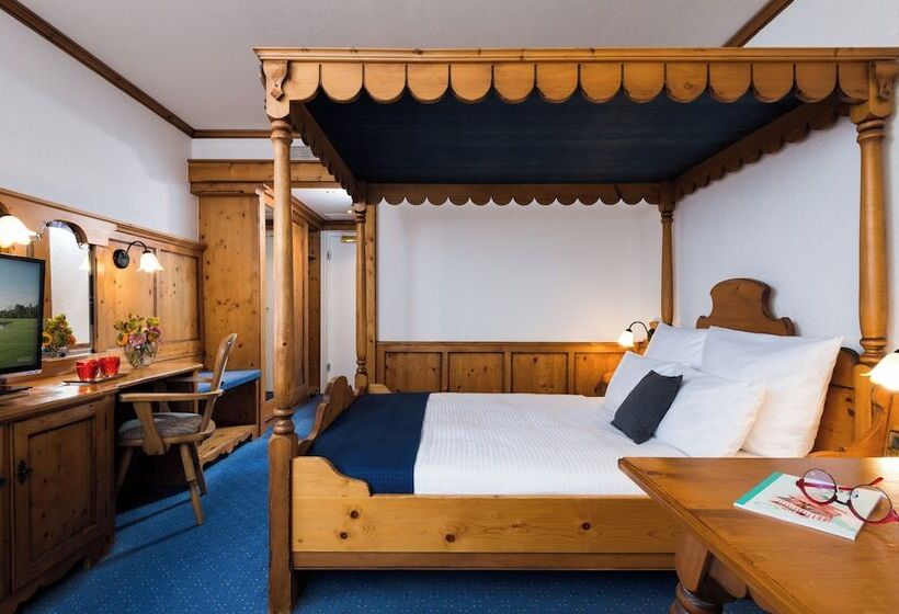 Номер Deluxe, Leonardo Hotel Munich Arabellapark