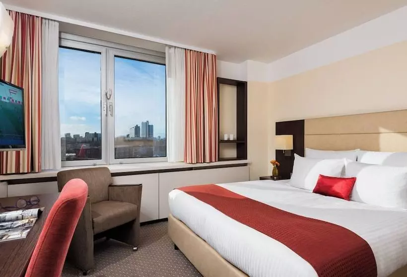 コンフォートルーム, Leonardo Hotel Munich Arabellapark