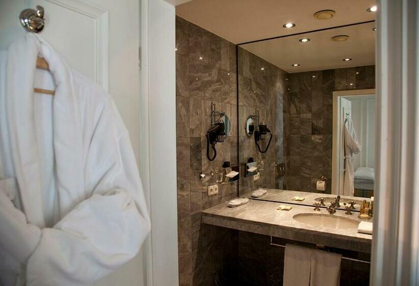 اتاق کلاسیک, Munchen Palace