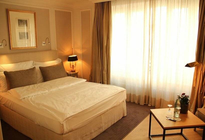 اتاق کلاسیک, Munchen Palace