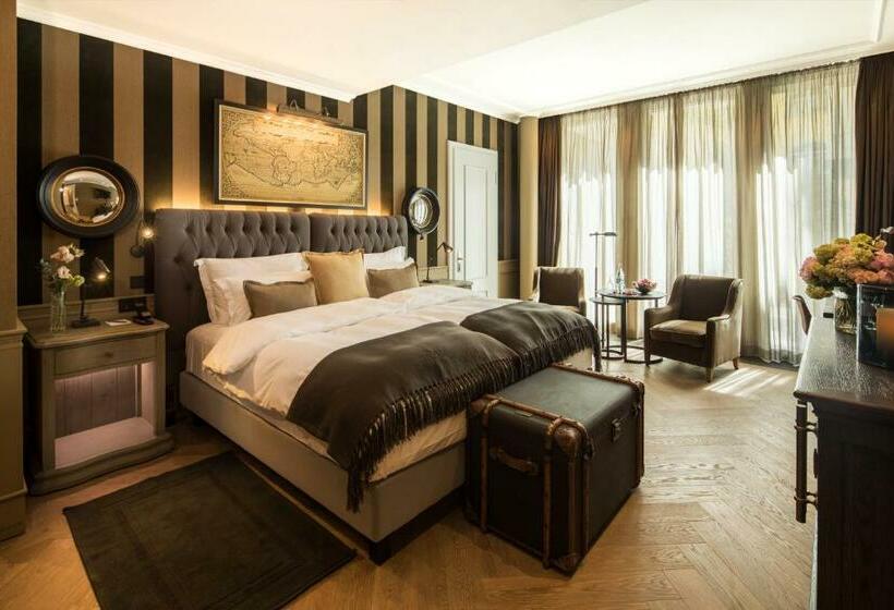 سوییت جونیور, Munchen Palace