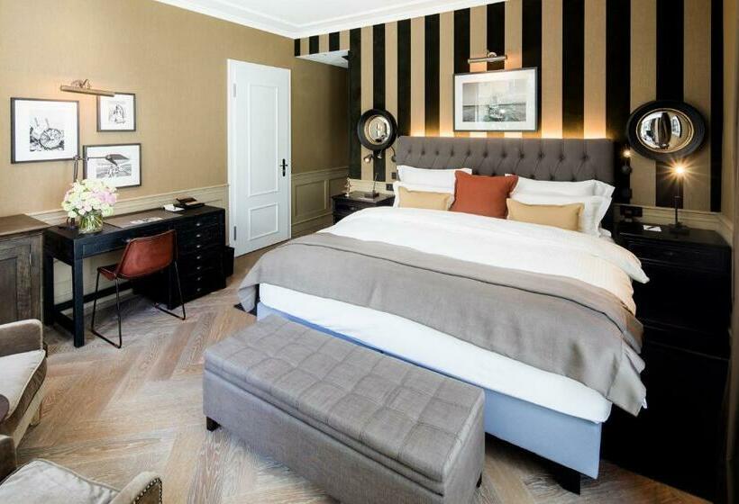 اتاق اجرایی, Munchen Palace