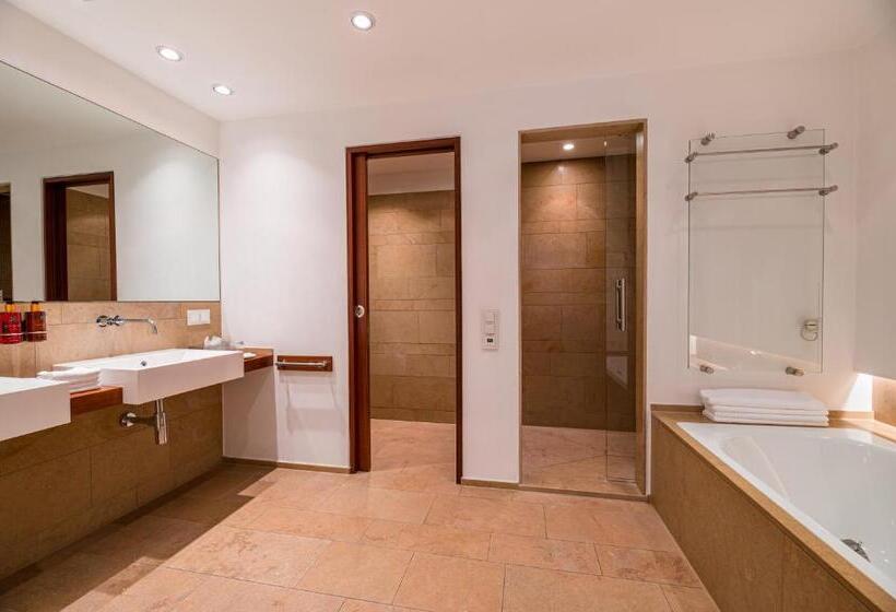 Номер Комфорт, Neumühle Resort & Spa