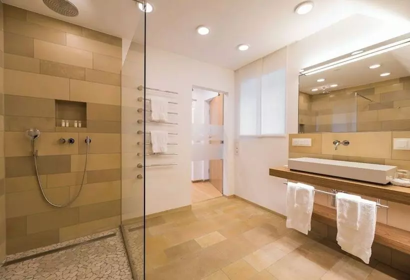 コンフォートルーム, Neumühle Resort & Spa