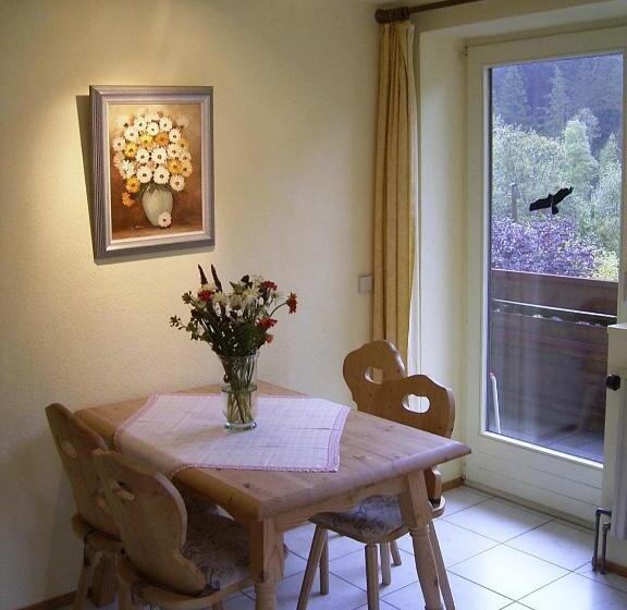 패밀리 룸, Pfeiffermühle