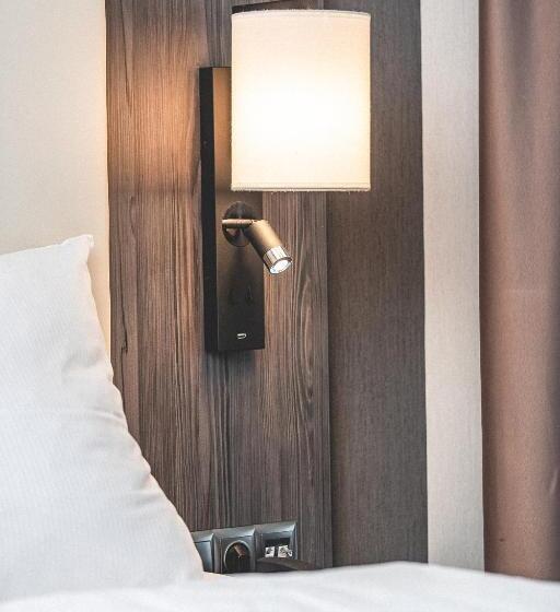 اتاق استاندارد یک نفره, Plaza Hotel Buchhorner Hof