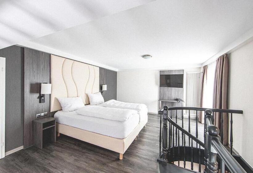 Полулюкс, Plaza Hotel Buchhorner Hof