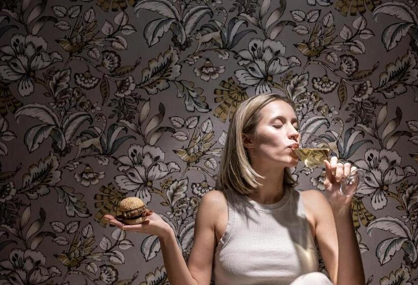 Люкс Повышенной Комфортности, & Spa Goldene Rose