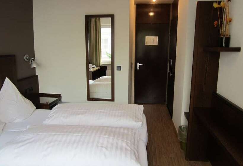 اتاق استاندارد, Westend