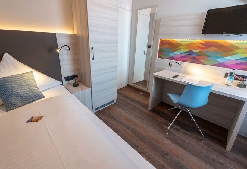 اتاق استاندارد یک نفره, Westend