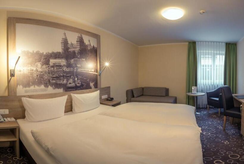 غرفة سوبيريور, Wilder Mann