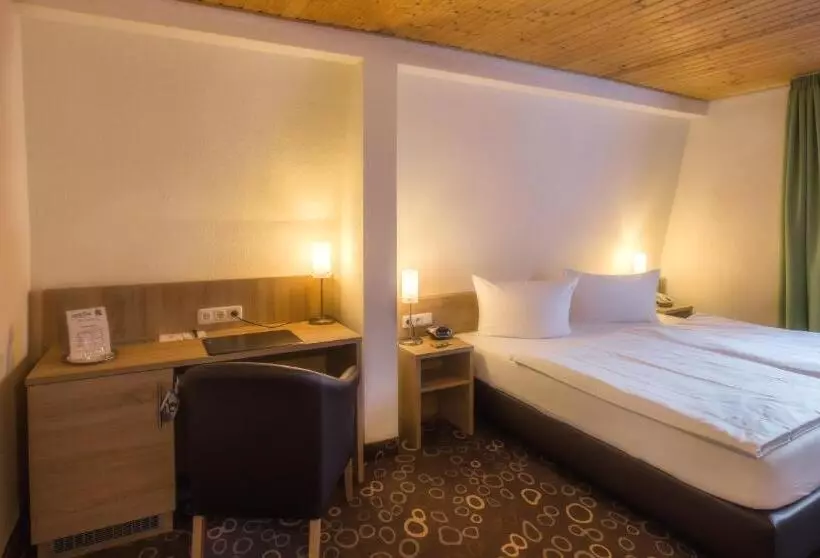 Quarto Superior, Wilder Mann