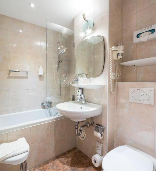 Номер Стандарт, Parkhotel Crombach