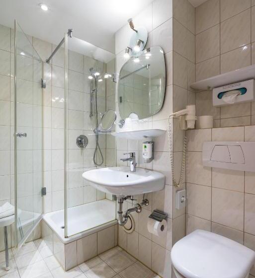 Номер Стандарт, Parkhotel Crombach