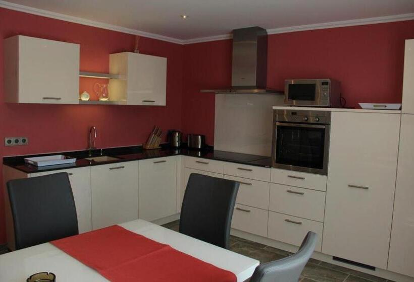 Люкс Повышенной Комфортности, Parkhotel Crombach