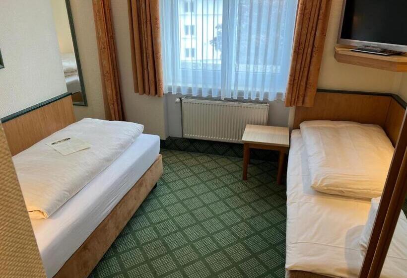 Семейный Номер, Parkhotel Crombach