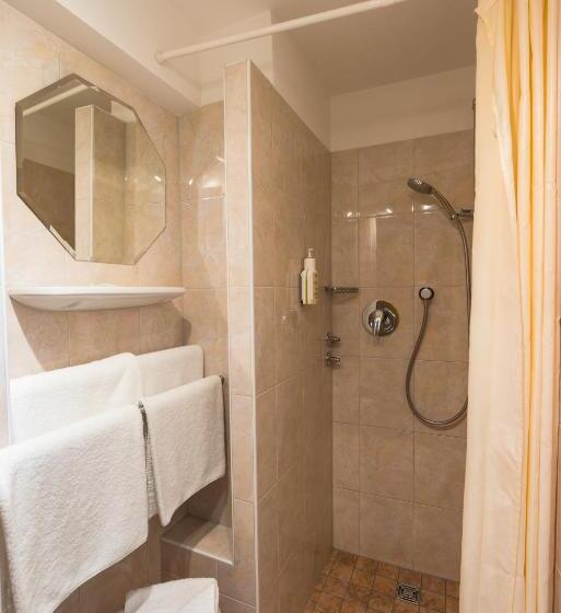 Семейный Номер, Parkhotel Crombach