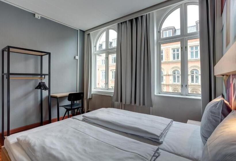 Номер Стандарт, Urban House Copenhagen By Meininger