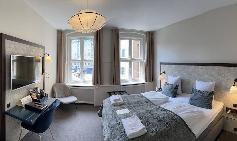 Номер Стандарт, Ascot