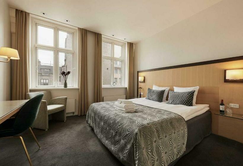 Номер Стандарт, Ascot