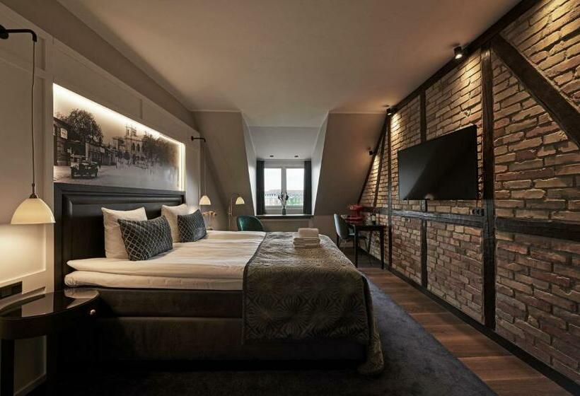 Номер Стандарт, Ascot