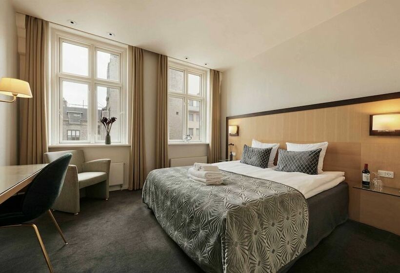 Номер Стандарт, Ascot