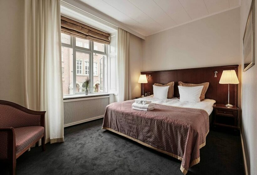 Номер Стандарт, Ascot