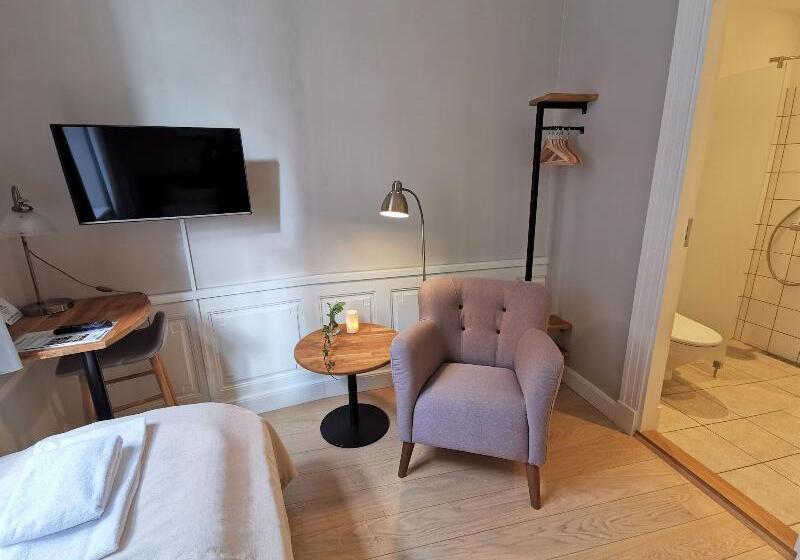 غرفة قياسية فردية, Dagmar