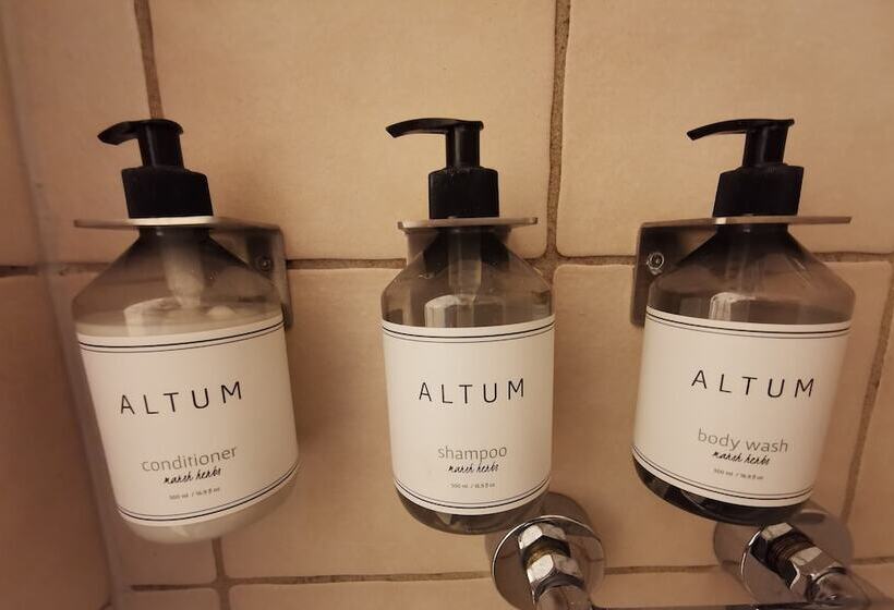 غرفة سوبيريور, Dagmar