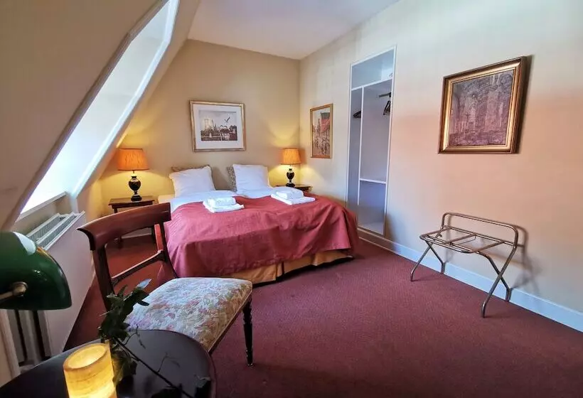 Quarto superior, Dagmar