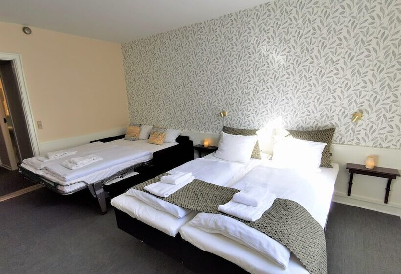 غرفة عائلية, Dagmar