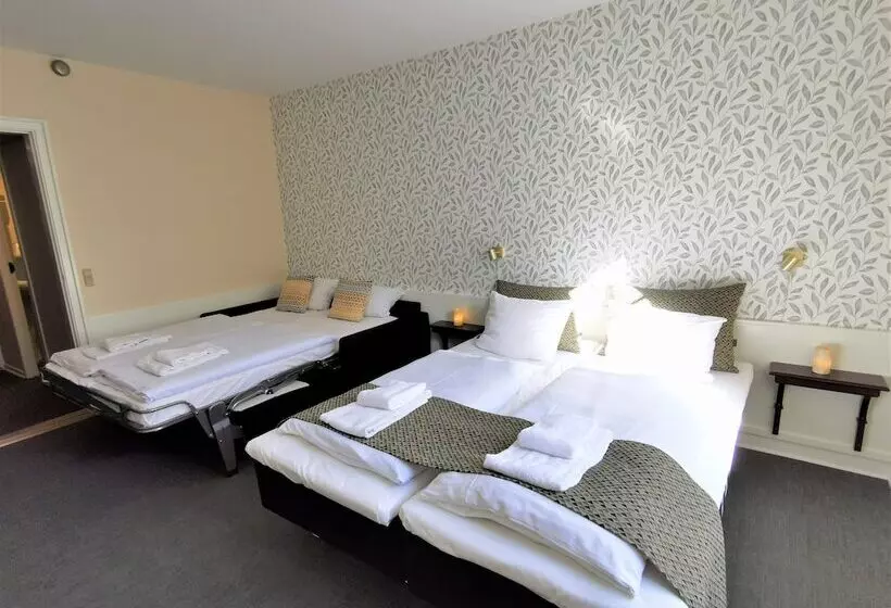 Quarto Familiar, Dagmar