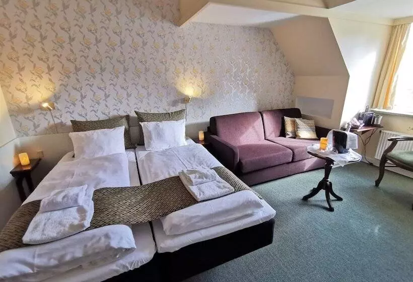 Quarto Familiar, Dagmar