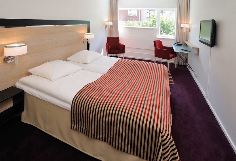 Camera Standard, Gentofte