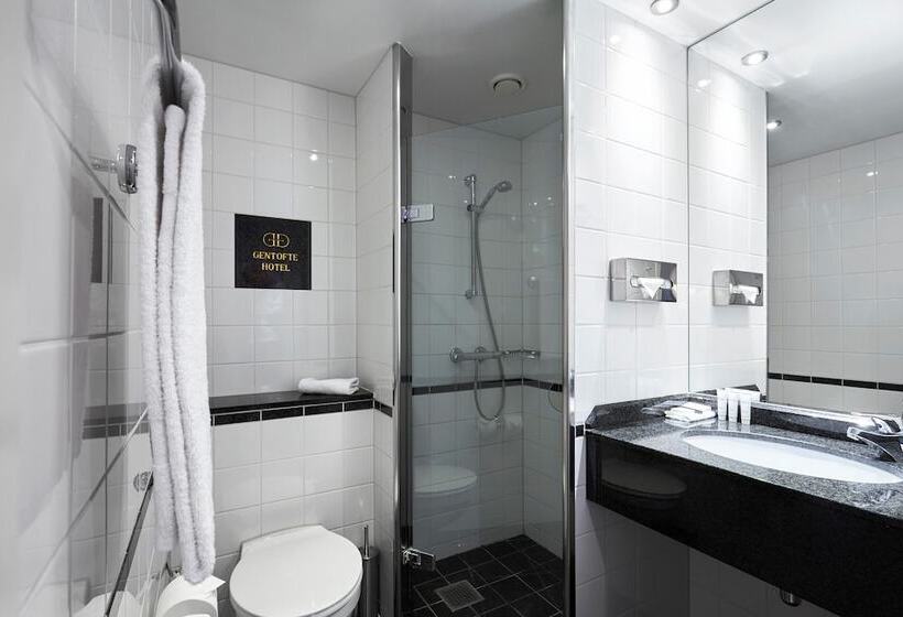 Camera Tripla Standard, Gentofte