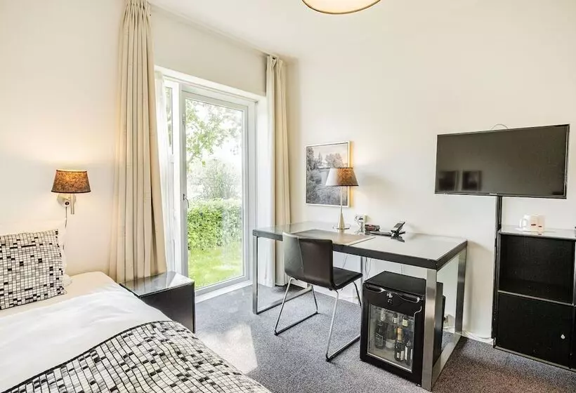 اتاق استاندارد یک نفره, Golf Hotel Viborg