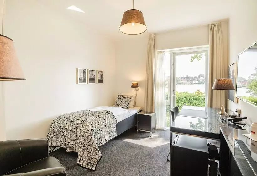 اتاق استاندارد یک نفره, Golf Hotel Viborg
