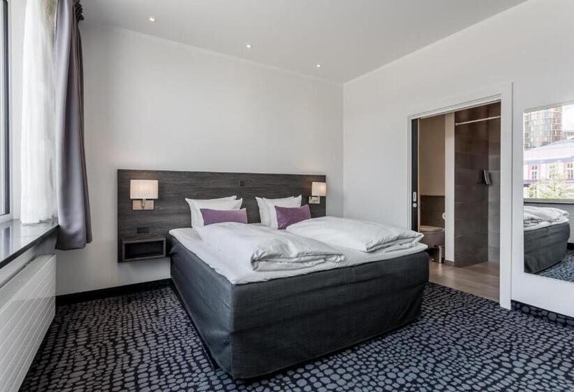 디럭스 룸 킹사이즈 침대, Profilhotels Mercur