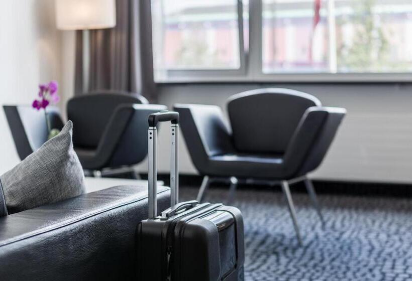디럭스 룸 킹사이즈 침대, Profilhotels Mercur