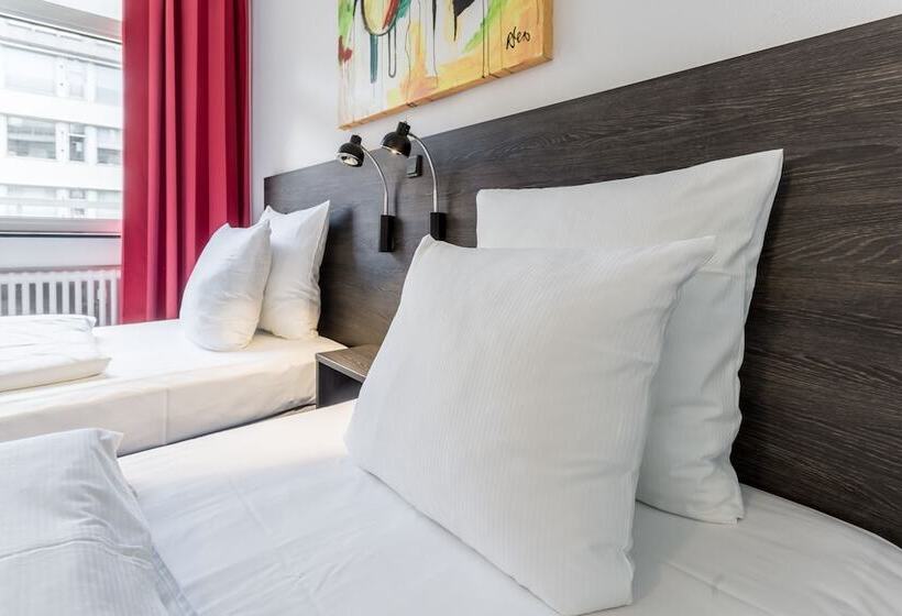 스탠다드 트리플 룸, Profilhotels Mercur