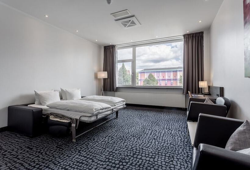 디럭스 룸 킹사이즈 침대, Profilhotels Mercur