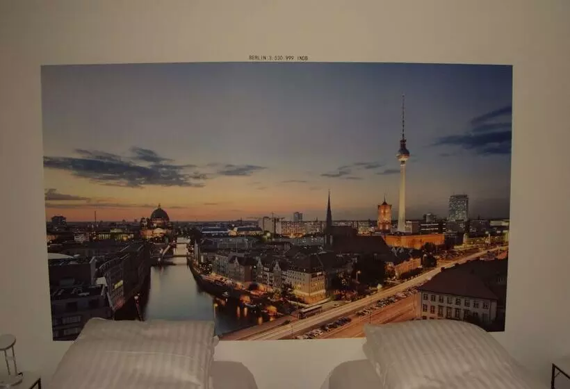 Standard-huone, Schaumburg