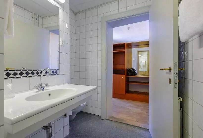 Standard Kolmen Hengen Huone, Four Points Flex By Sheraton Roskilde