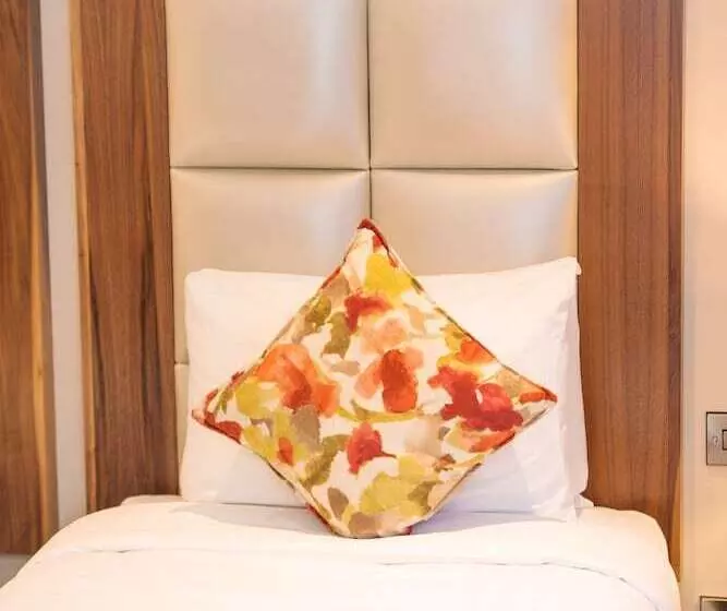 اتاق استاندارد یک نفره, Grand Hotel Tralee