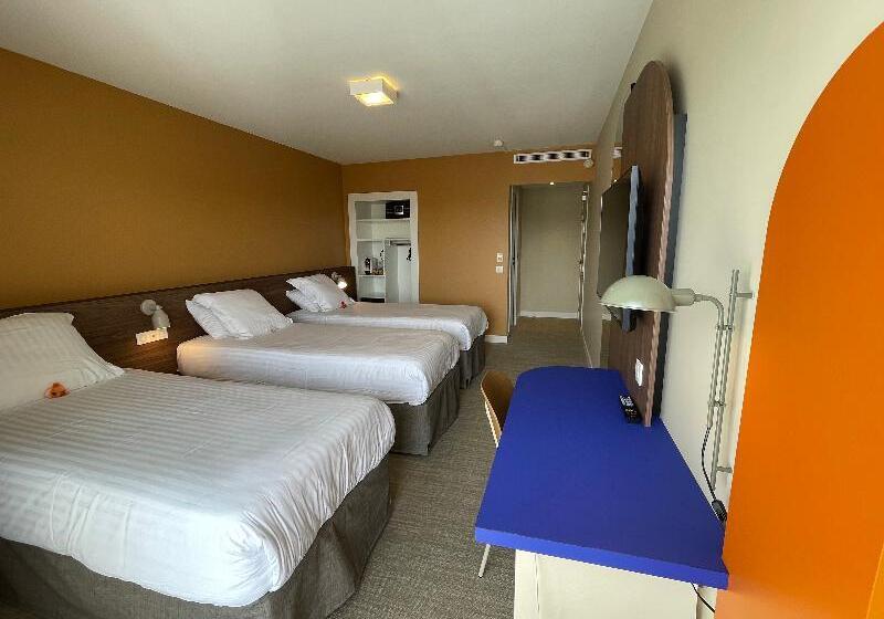 스탠다드 트리플 룸, Abrial