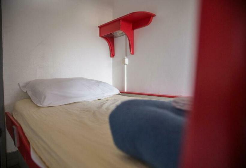 スタンダードトリプルルーム, Auberge De Jeunesse Hi Paris Le D Artagnan