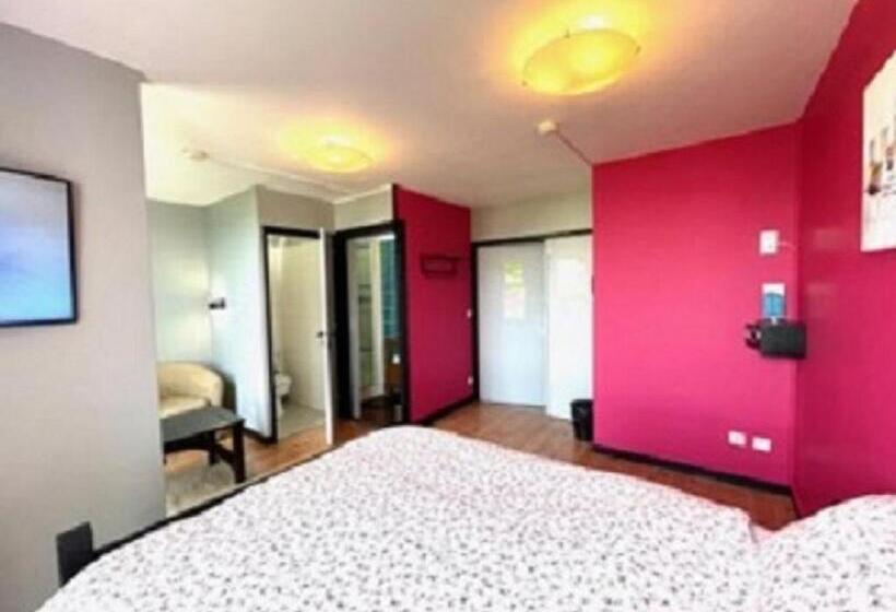 キングサイズベッドのスーペリアルーム, Auberge De Jeunesse Hi Paris Le D Artagnan