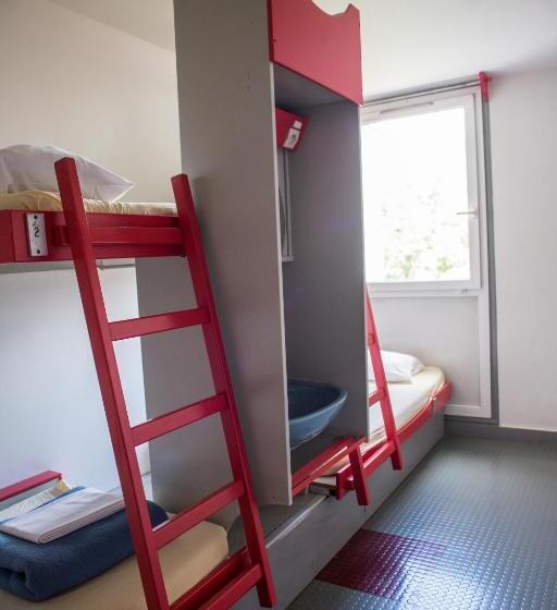 ルームシェアのワンベッド, Auberge De Jeunesse Hi Paris Le D Artagnan