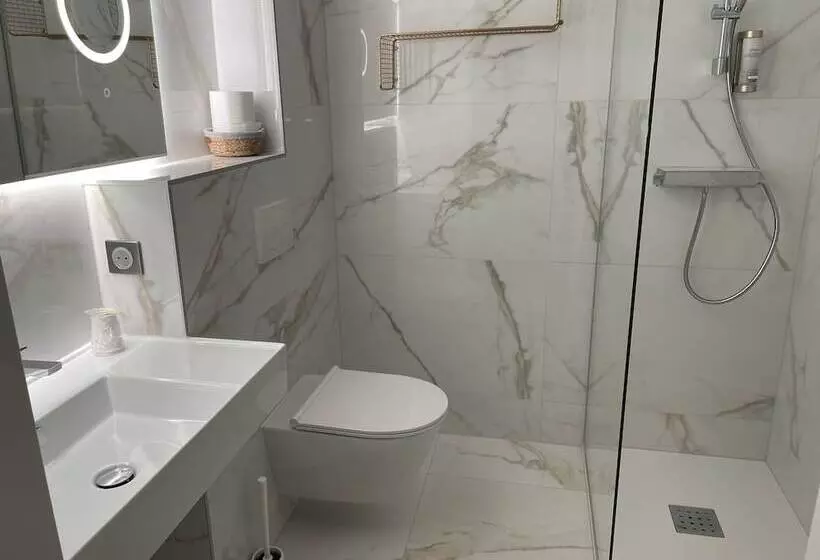スタンダードトリプルルーム, Brit Hotel, Spa & Restaurant   Colmar Est